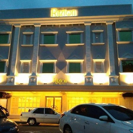 Ritzton Hotel Johor Bahru Buitenkant foto