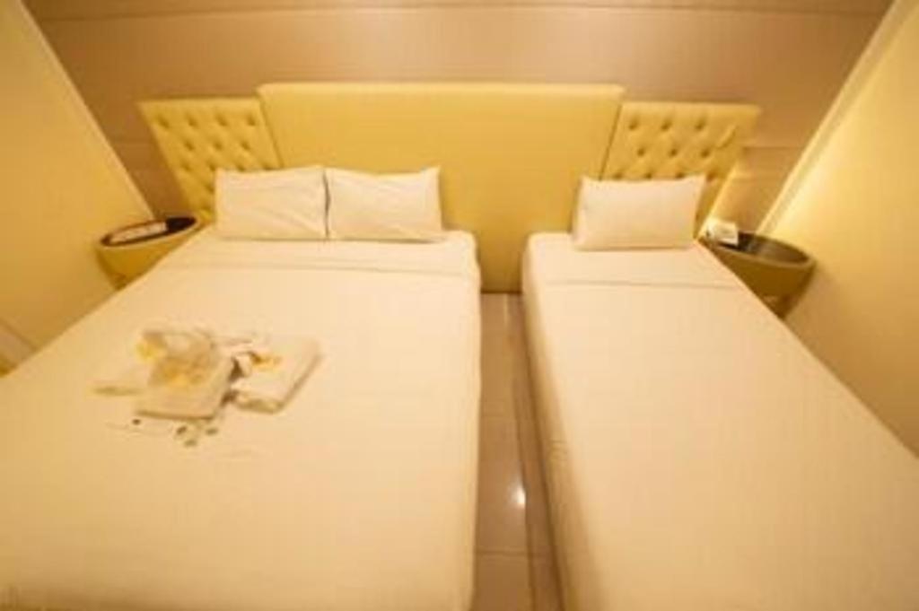 Ritzton Hotel Johor Bahru Buitenkant foto