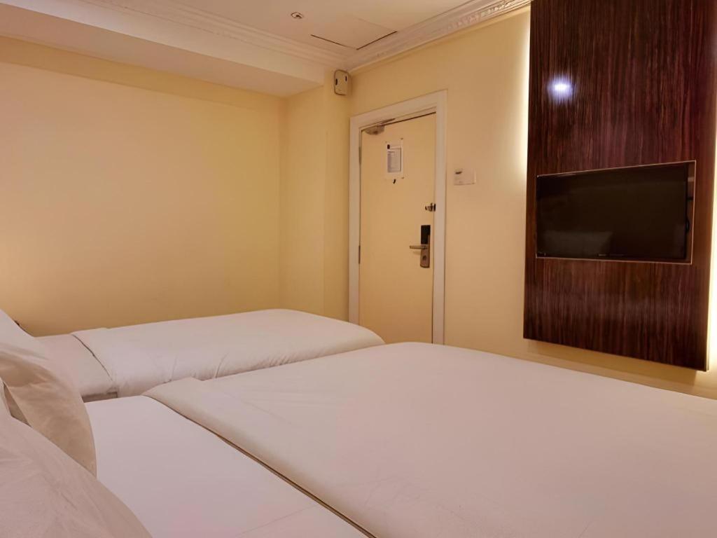 Ritzton Hotel Johor Bahru Buitenkant foto