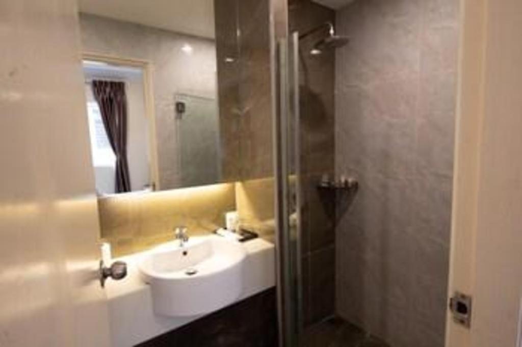Ritzton Hotel Johor Bahru Buitenkant foto