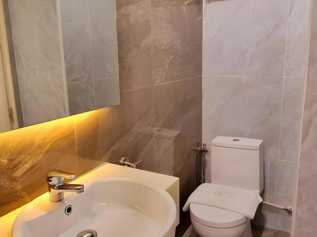 Ritzton Hotel Johor Bahru Buitenkant foto