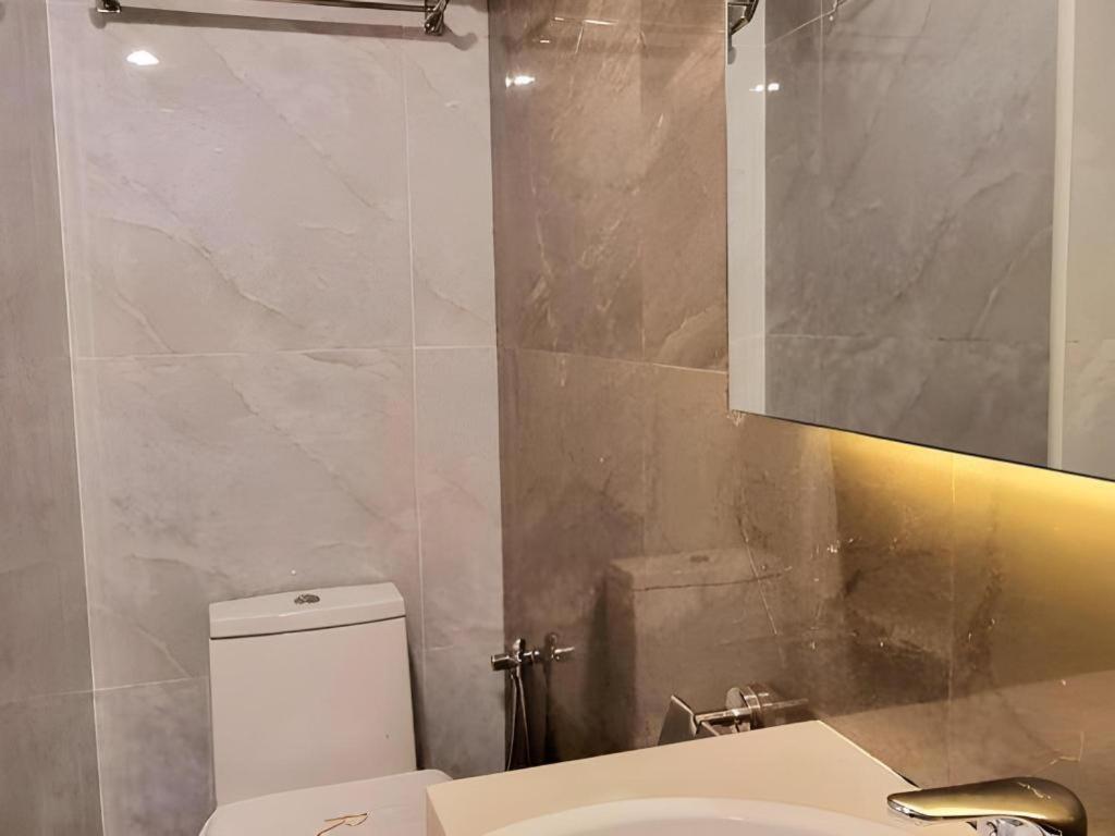 Ritzton Hotel Johor Bahru Buitenkant foto