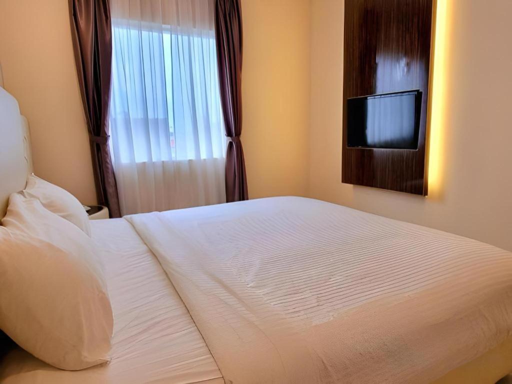 Ritzton Hotel Johor Bahru Buitenkant foto