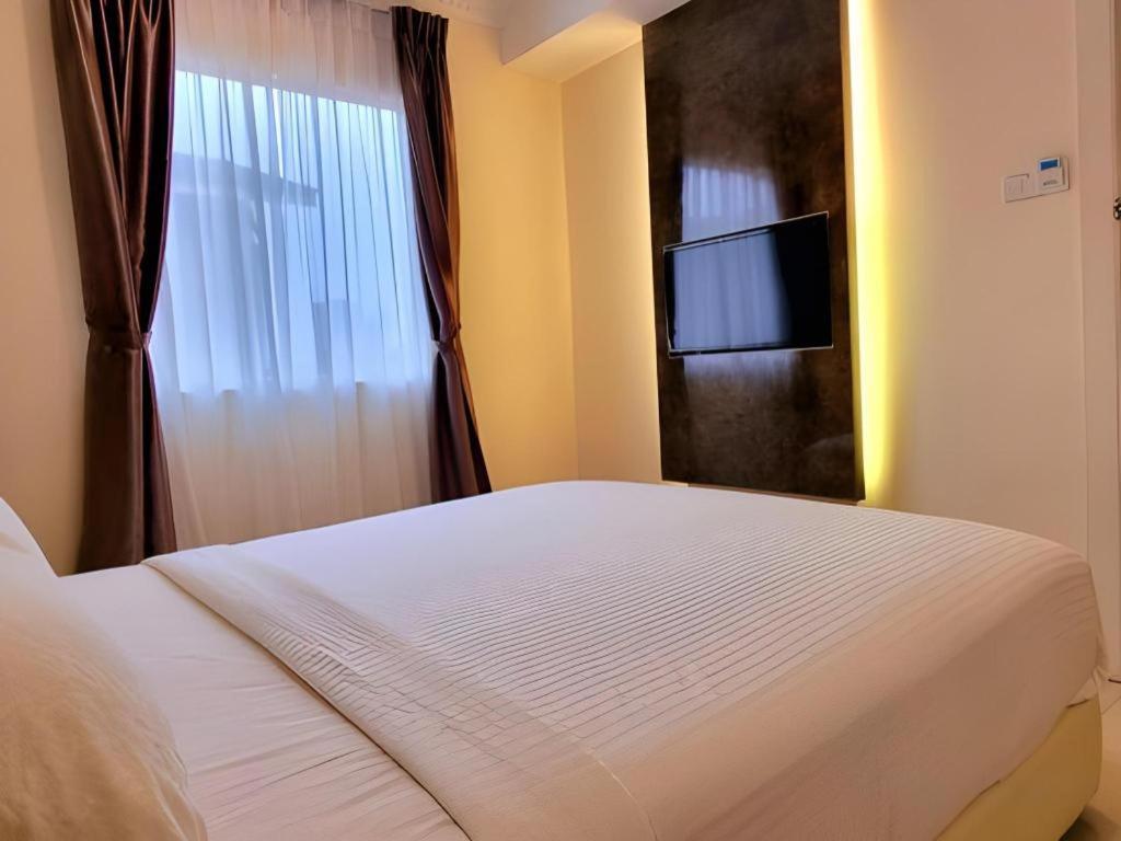 Ritzton Hotel Johor Bahru Buitenkant foto