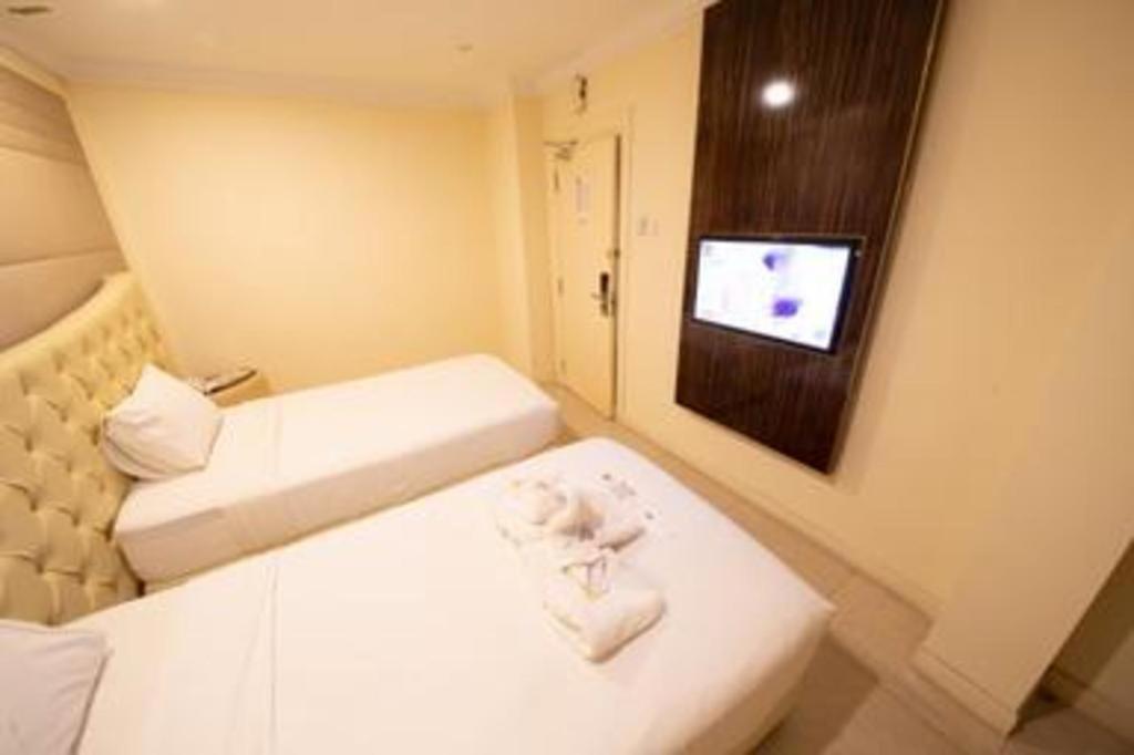 Ritzton Hotel Johor Bahru Buitenkant foto